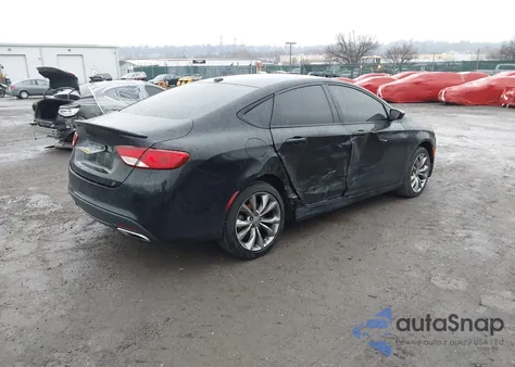 2015 Chrysler 200 S z USA, uszkodzony, nr VIN 1C3CCCBG3FN517745